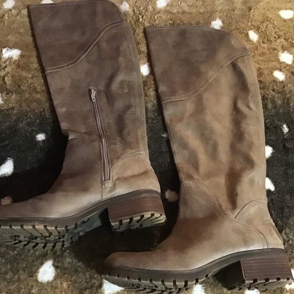 NEW Lucky Brand Tall Suede Taupe 8M - Picture 9 of 16